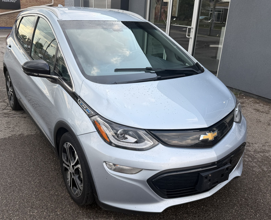 Gray 2017 Chevrolet Bolt EV Hatchback Front-Wheel Drive Automatic