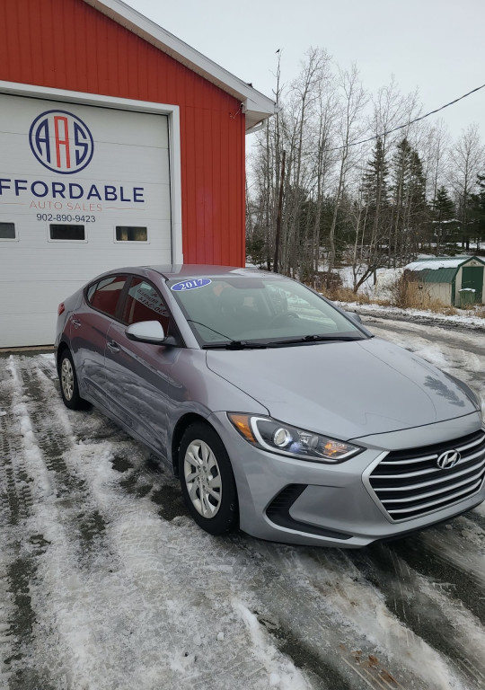 2017 Hyundai Elantra LE FWD