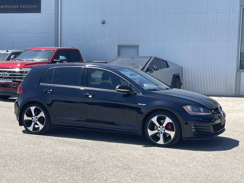 2017 Volkswagen Golf GTI 2.0T Autobahn 4-Door FWD