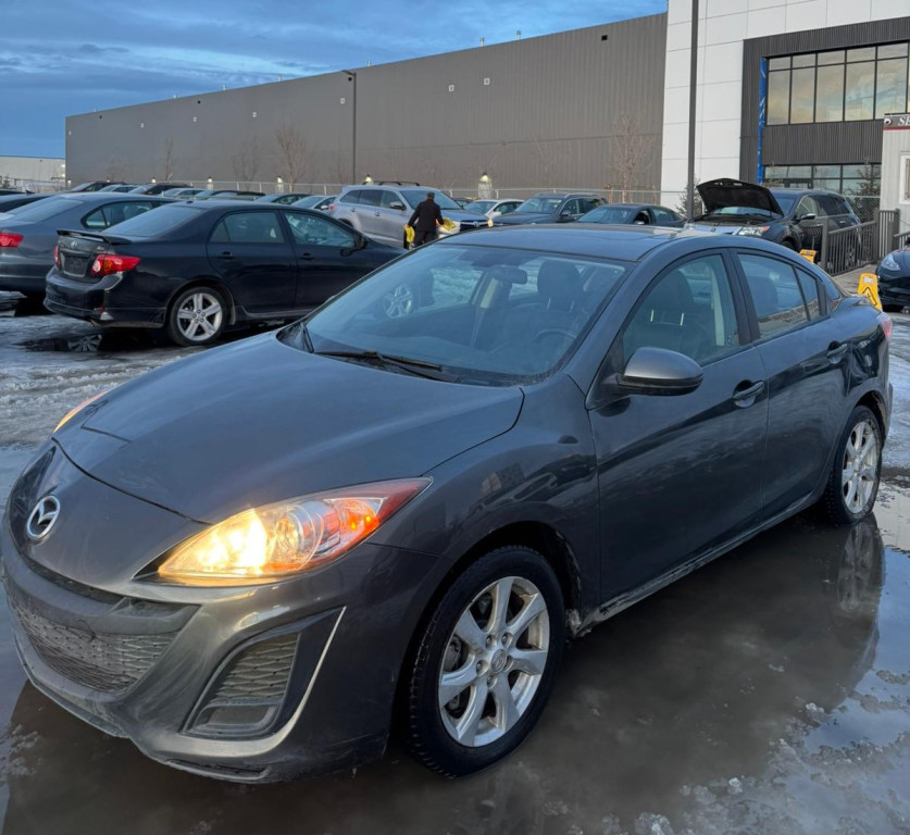 2011 Mazda MAZDA3 i Sport