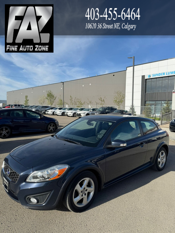 Black 2012 Volvo C30 Hatchback Front-Wheel Drive Automatic