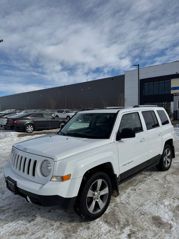 White 2016 Jeep Patriot SUV / Crossover Front-Wheel Drive Automatic