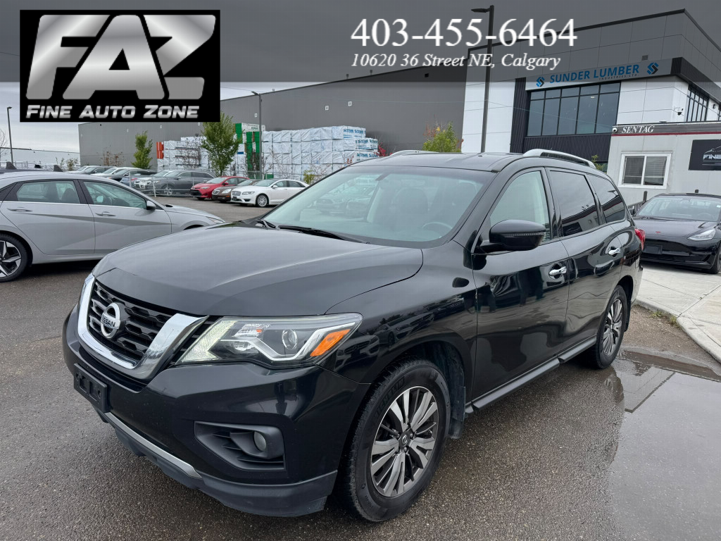 Black 2018 Nissan Pathfinder SUV / Crossover Four-Wheel Drive Automatic
