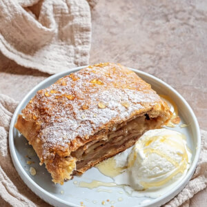 Strudel aux pommes et gingembre du Québec 5,50$