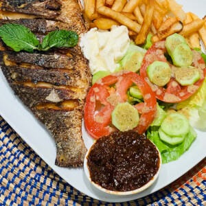 Poissons frits Lébou gui  à la sénégalaise