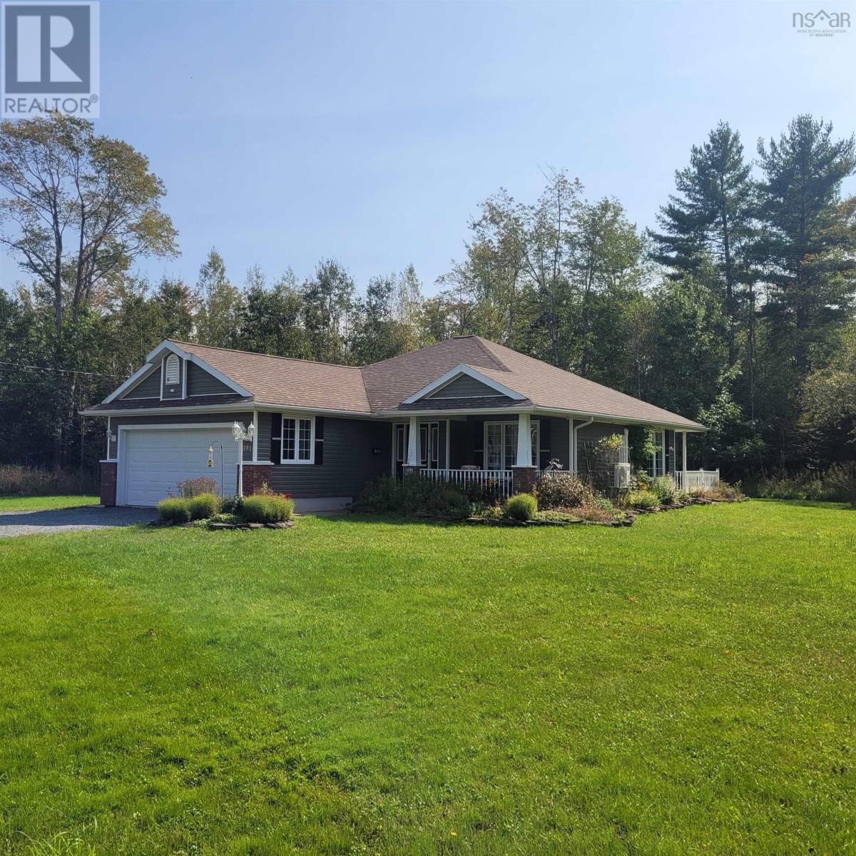 197 Kitchener Street, Stewiacke, NS Detached for Sale 419.9K