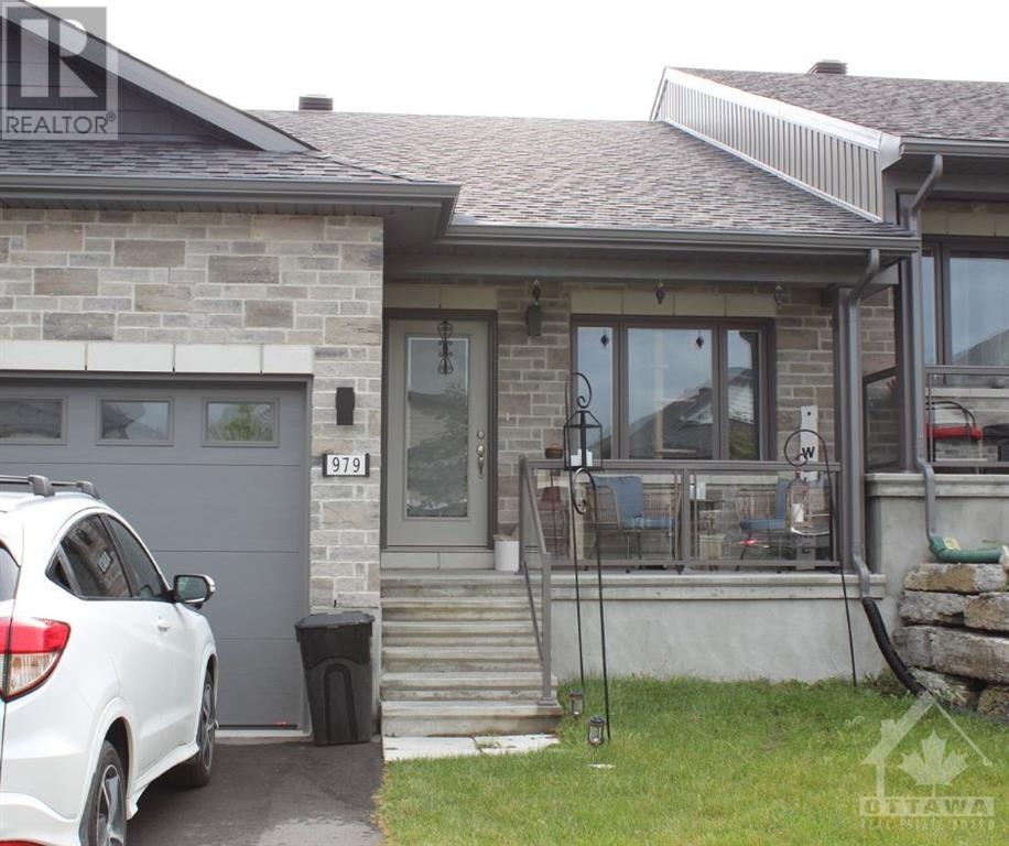979 Leishman Street, Almonte, ON Attached/Row House/Townhouse