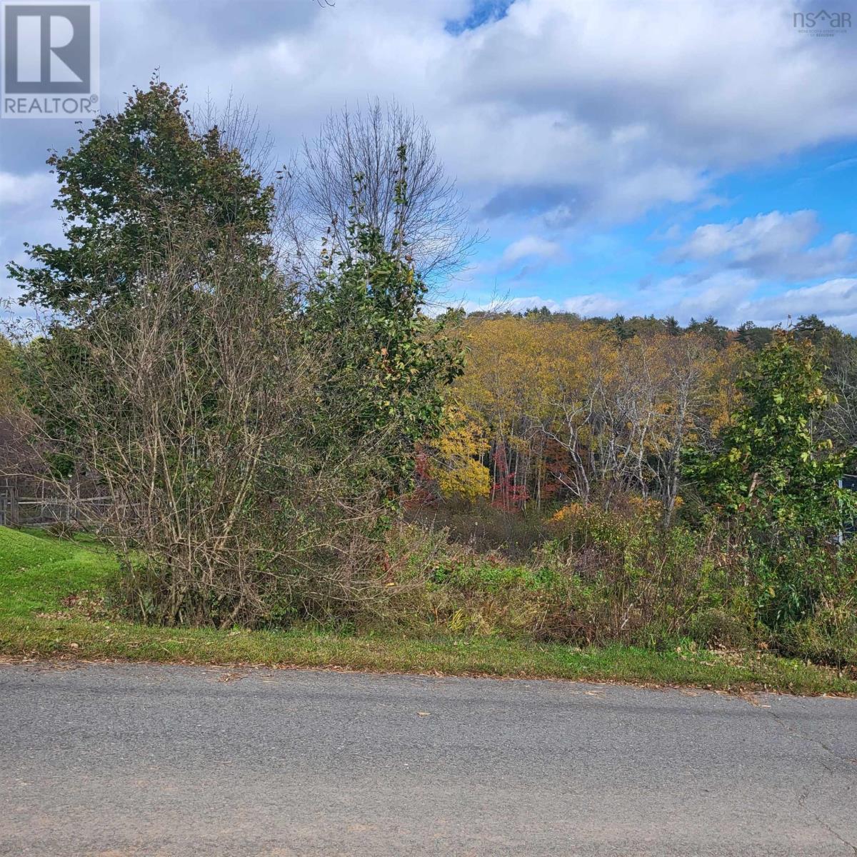 Lot Long Hill Road, Mahone Bay, NS Land for Sale 89.9K SoldWell