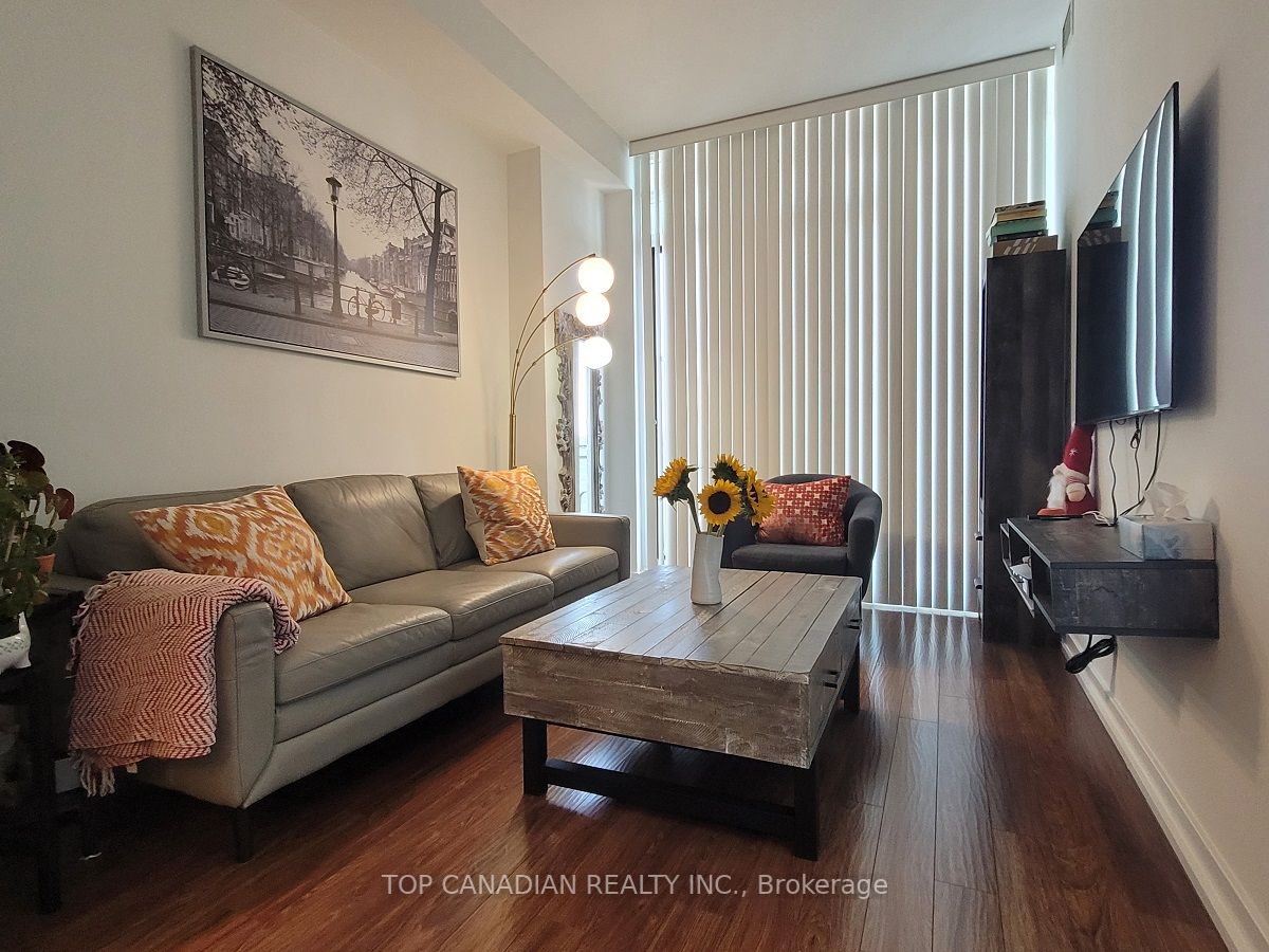 25 Capreol Crt 4201, Toronto, ON Condo Apartment for Rent 2,500