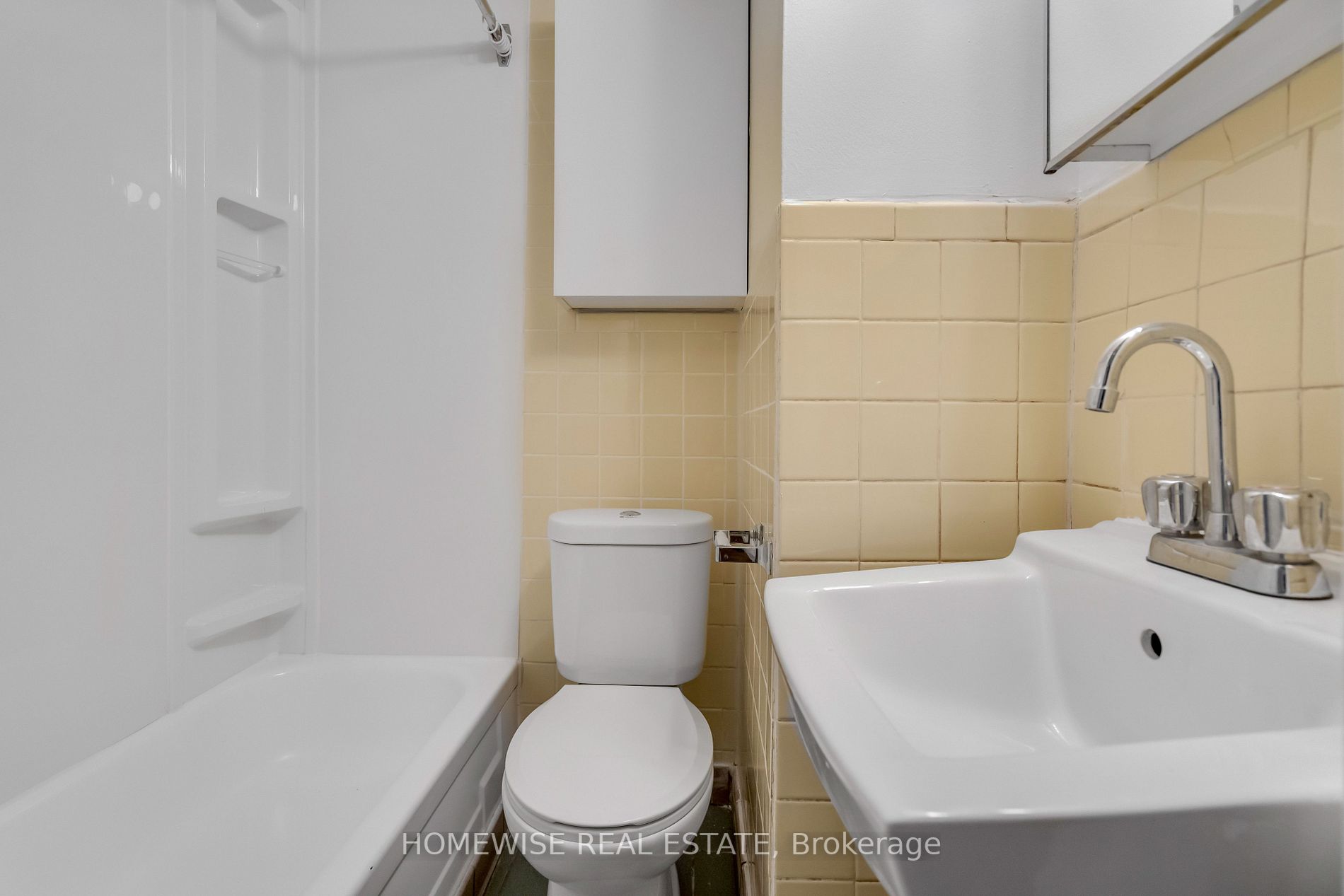 180 Dowling Ave 12, Toronto, ON Multiplex Apartment for Rent