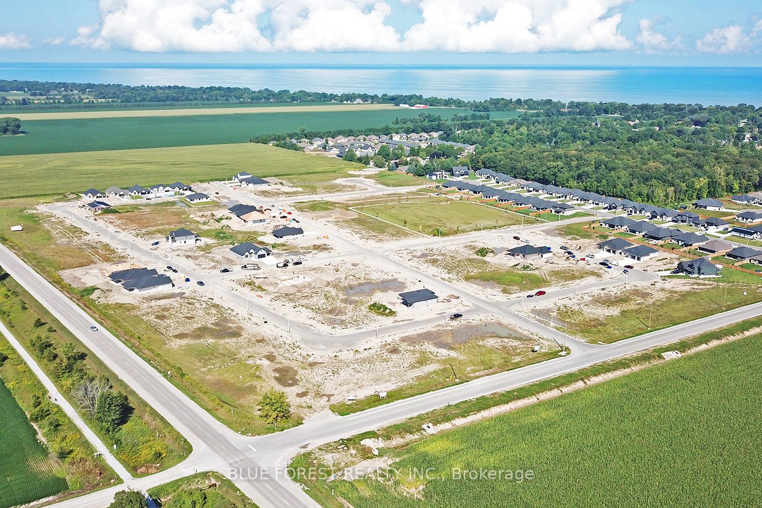 3571 Paul Cres, PlymptonWyoming, ON Vacant Land for Sale 189.9K