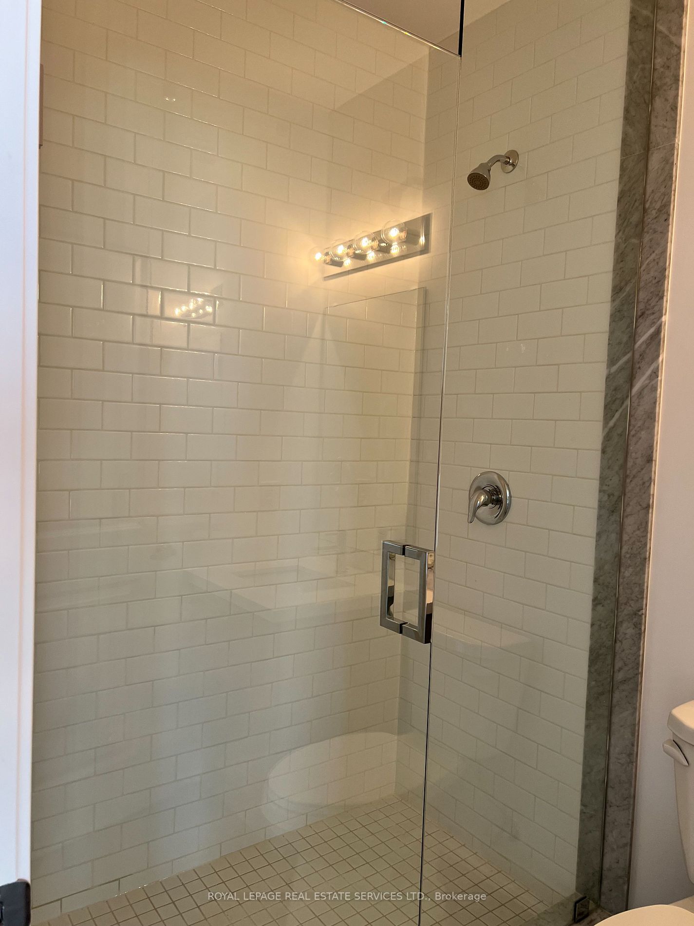 460 Dundas St E 1203, Hamilton, ON Condo Apartment for Rent 2,250