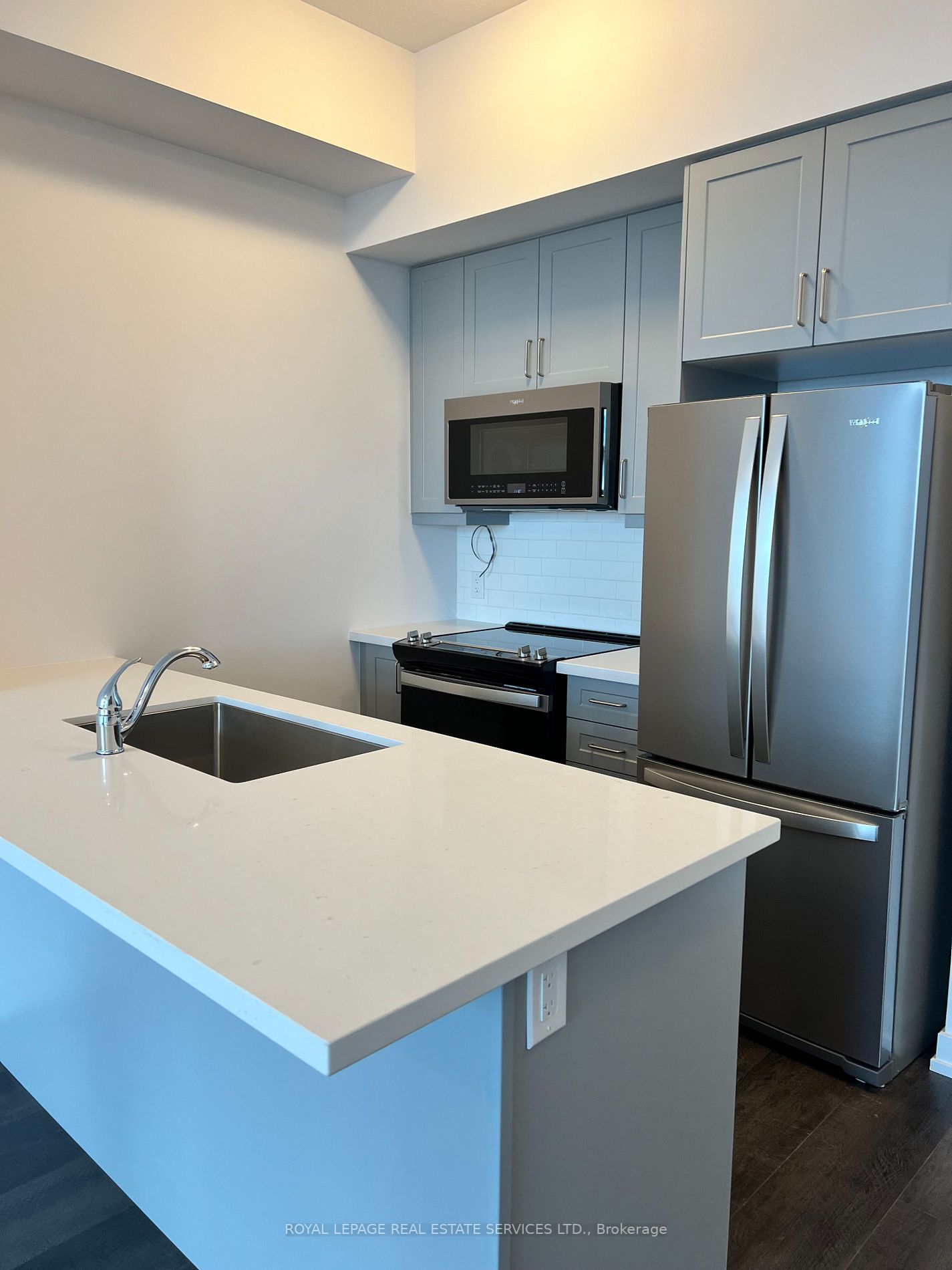 460 Dundas St E 1203, Hamilton, ON Condo Apartment for Rent 2,250