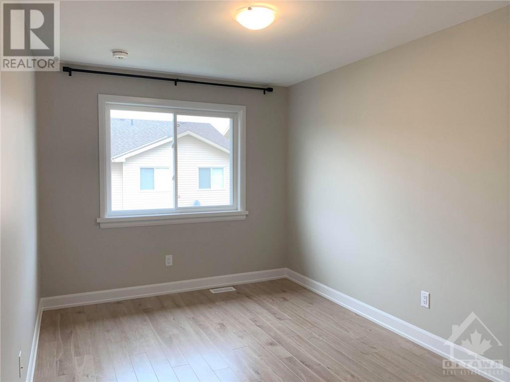 84 Vimy Ridge Crescent, Arnprior, ON Attached/Row House/Townhouse for Rent 2,300 SoldWell