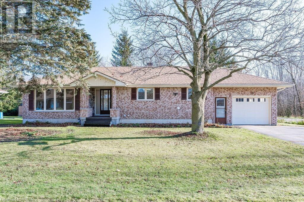 251 Woodview Drive, Atwood, ON Detached Bungalow for Sale 599K SoldWell