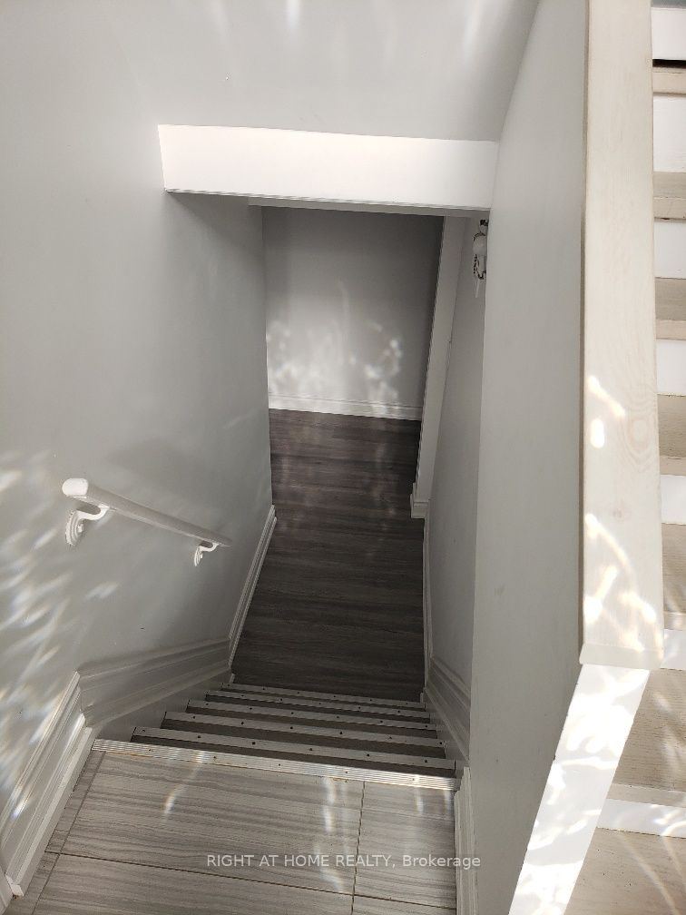 182 Acton Ave, Toronto, ON Detached Bachelor/Studio for Rent 1,800