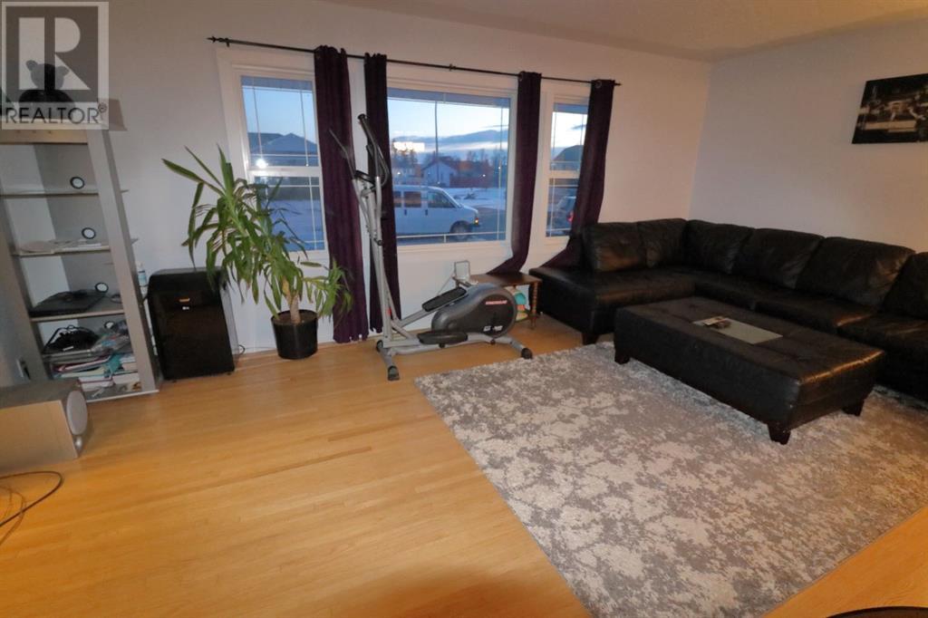 312 Butte Place, Stavely, AB Detached Bungalow for Sale 399K