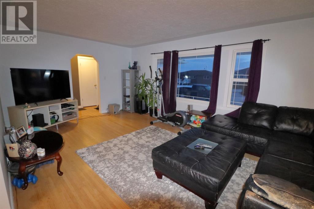 312 Butte Place, Stavely, AB Detached Bungalow for Sale 399K