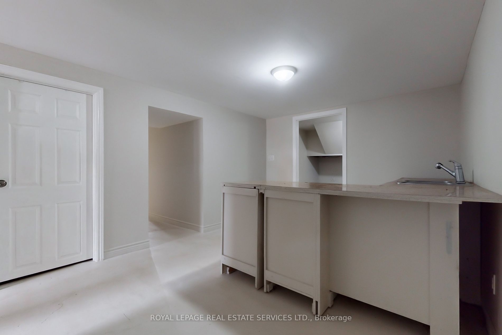 2214 Mount Forest Dr, Burlington, ON Detached Bungalow for Sale