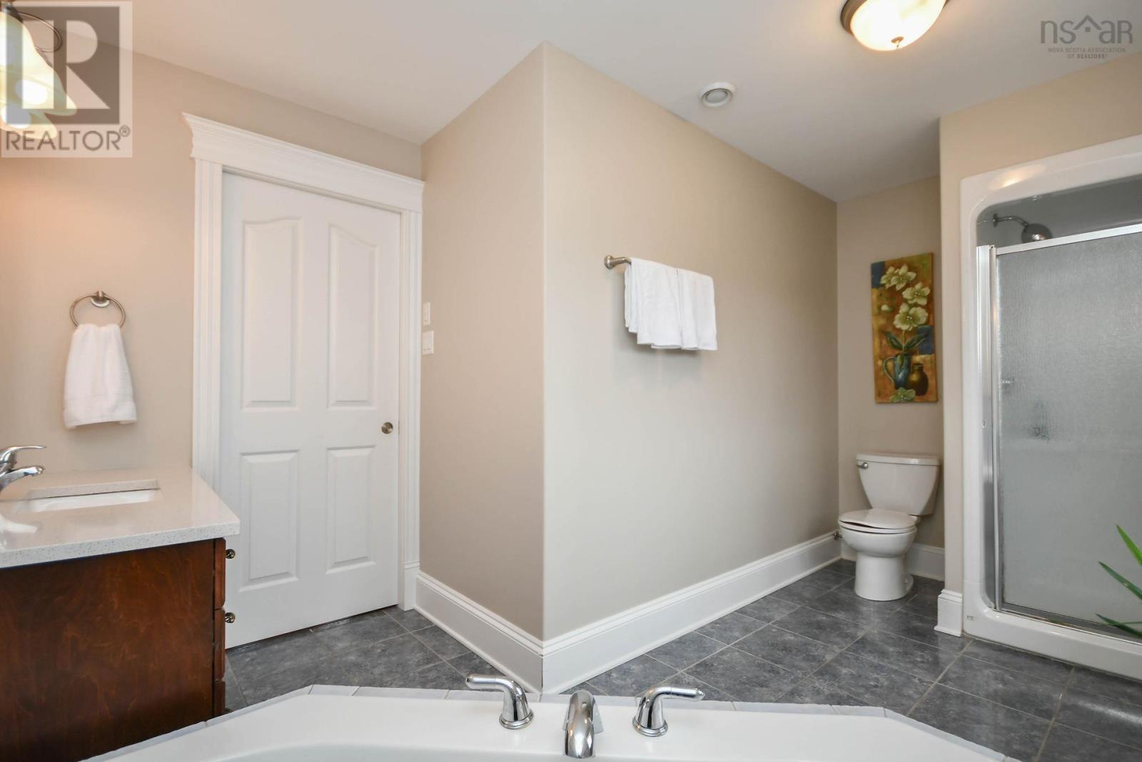 186 Freshwater Trail, Dartmouth, NS Detached for Sale 1.25M 411