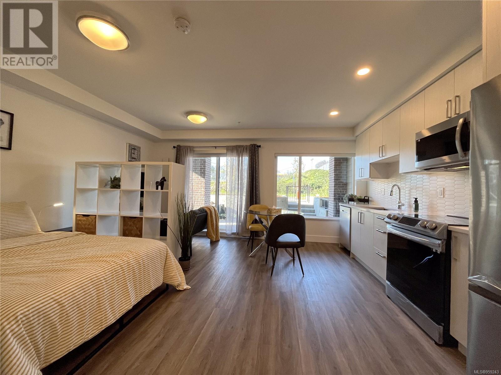 147 Haliburton St 101, Nanaimo, BC Condo Apartment Contemporary for