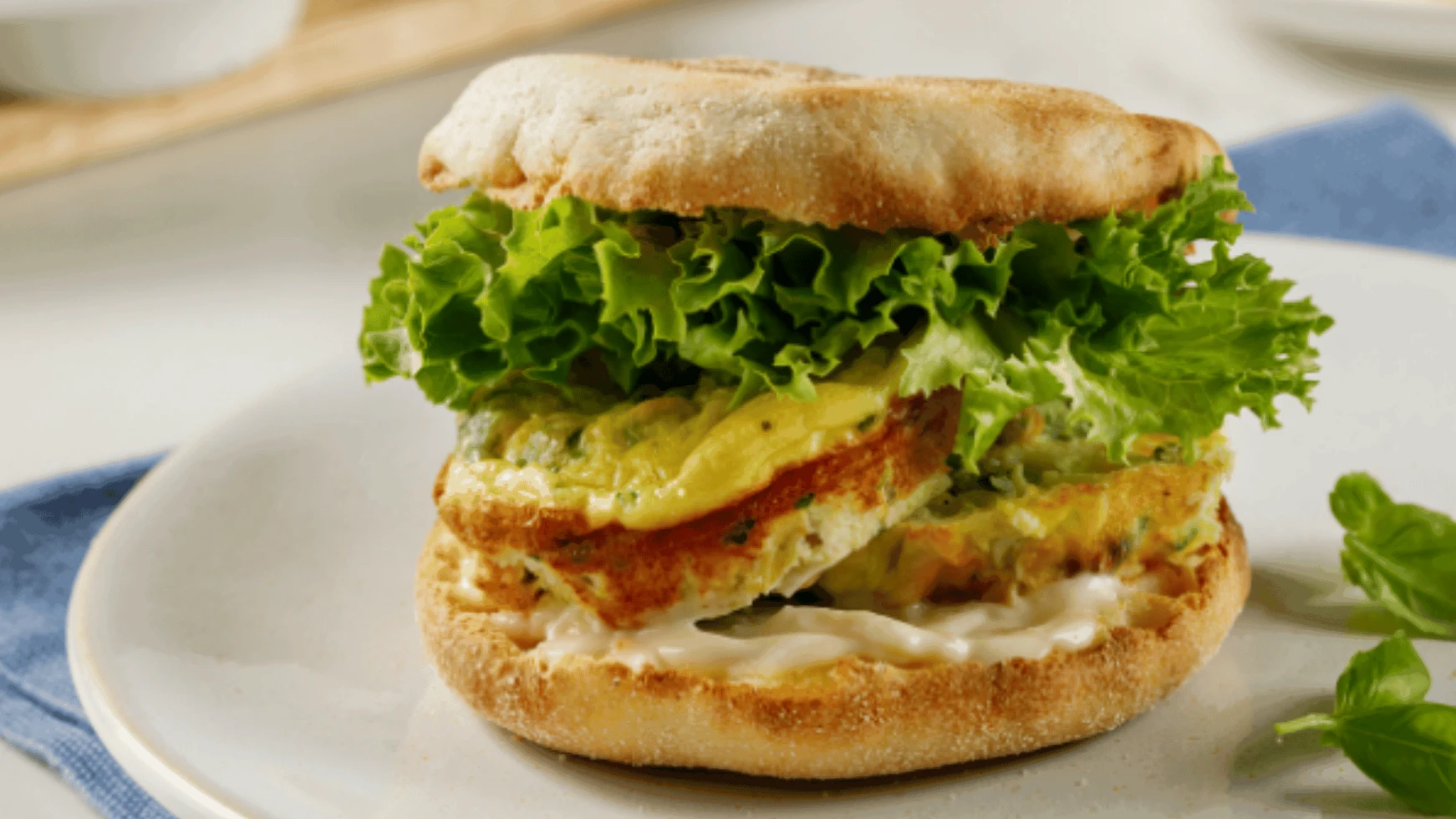 Sandwichs omelettes aux legumes de saison et cheddar 1920x1080