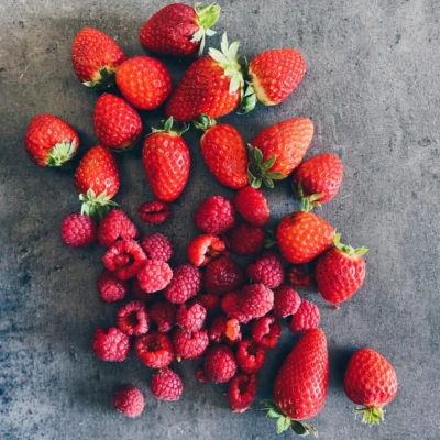 Produit fruits fraises framboises