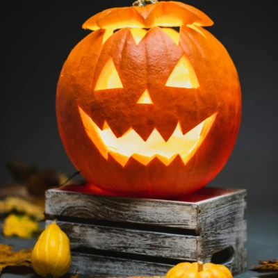Halloween citrouille souriante automne min