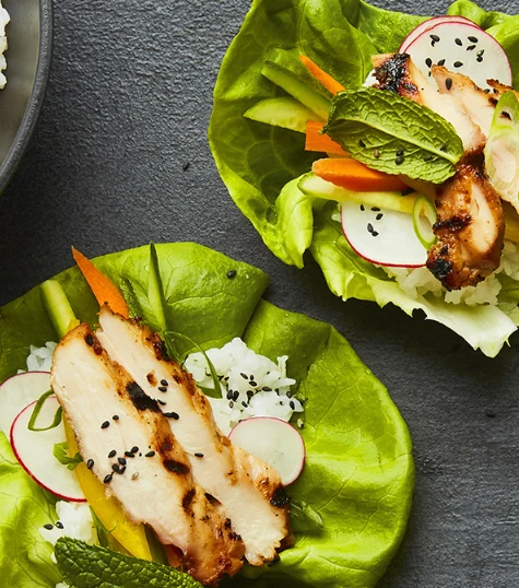 Baluchons de laitue au poulet a la coreenne 457x600 1715127068