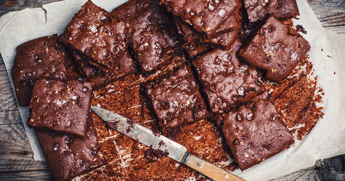 Brownies au chocolat, au caramel et à la fleur de sel avec bière…