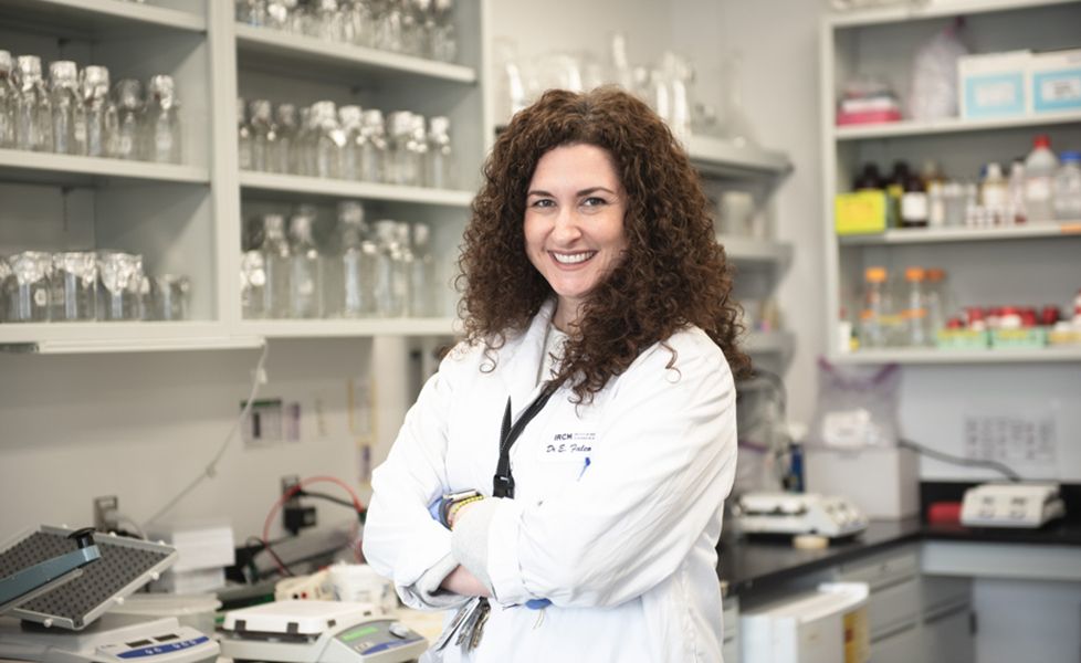 Une avancée majeure à l’IRCM ouvre la voie à un traitement prometteur de la maladie inflammatoire de l’intestin chez les patients atteints de la granulomatose septique chronique.