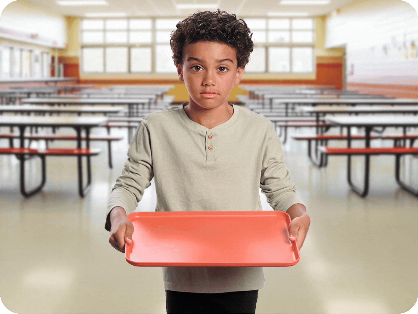 Visuel animé enfant triste avec plateau déjeuner vide et heureux avec un plateau déjeuner complet