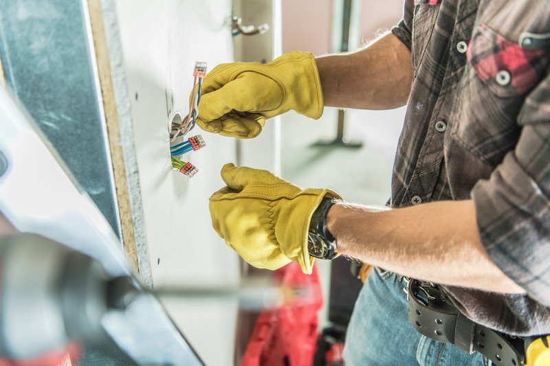 M Electric LLC