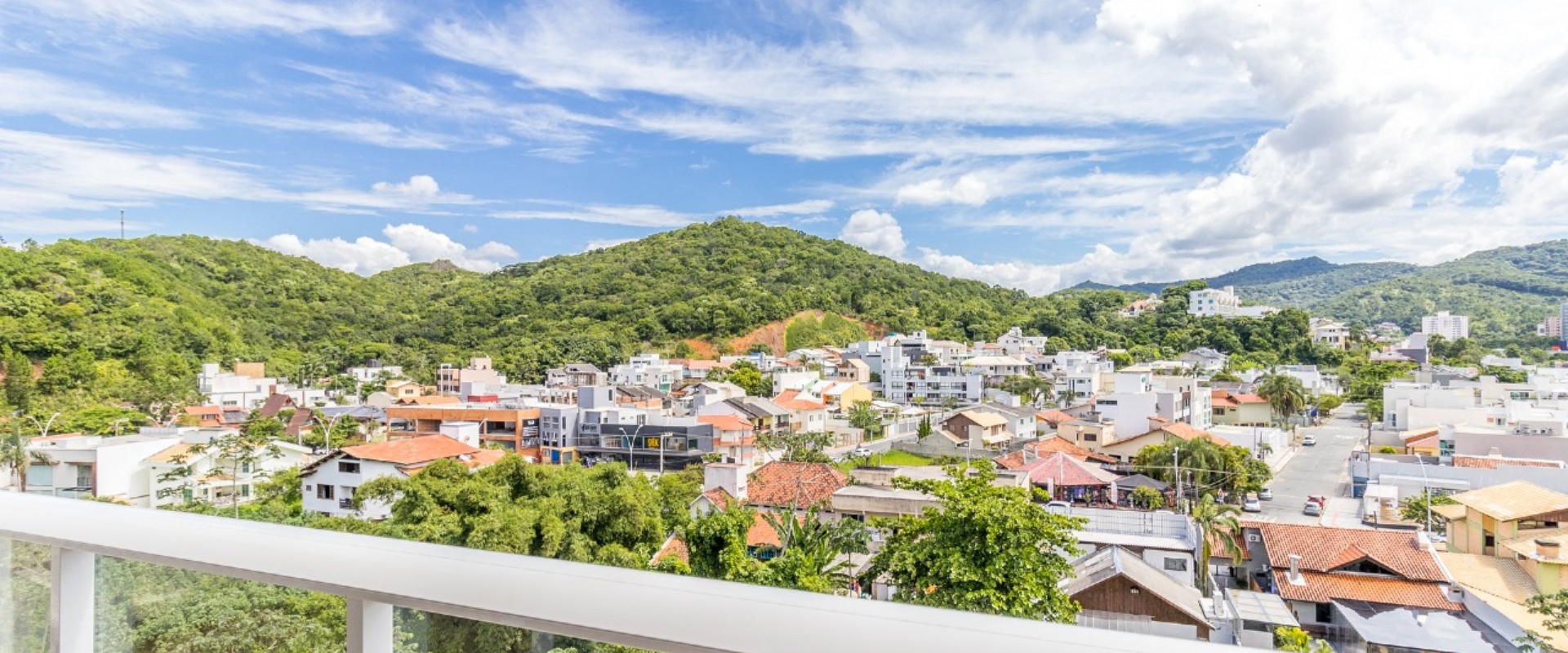 Ilha dos Amores Apartamento à venda no Ed. Ilha dos Amores com 2 suítes, Praia Brava - Itajaí/SC
