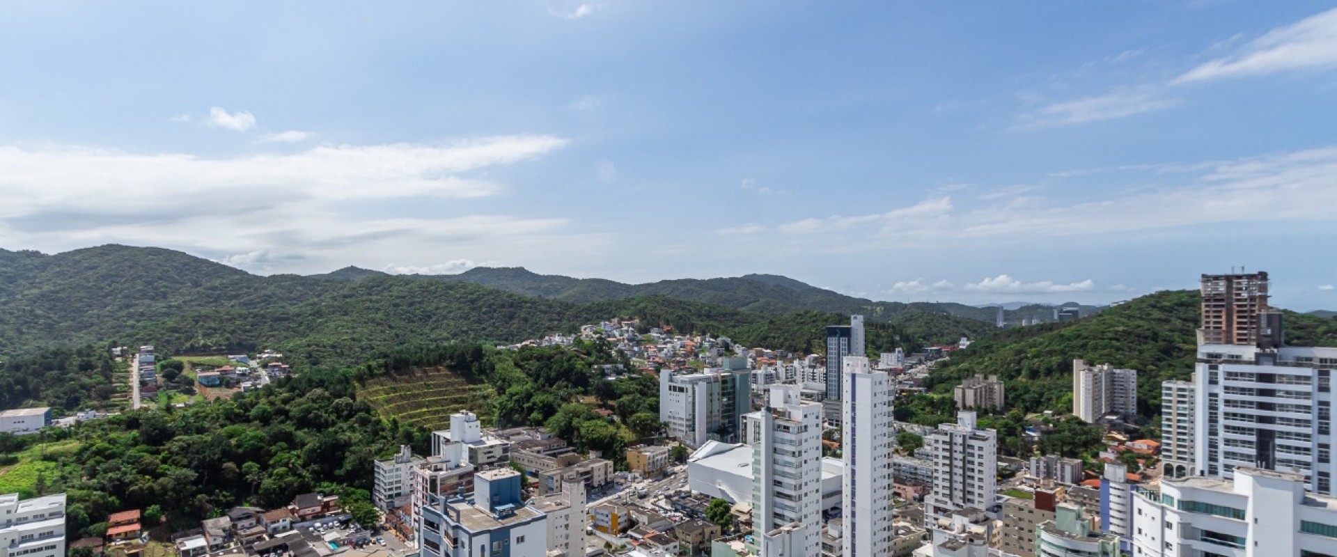 Bosque Belcanto Residence Apartamento no Bosque Belcanto Residence em Balneário Camboriú