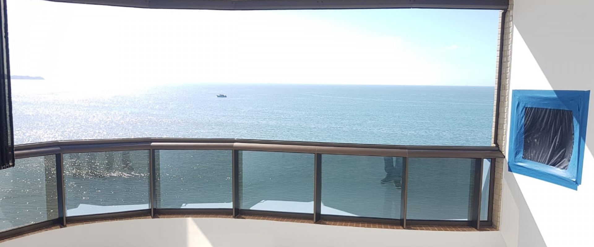 Vale Dourado Apartamento de Frente Para o Mar no Vale Dourado em Balneário Camboriú