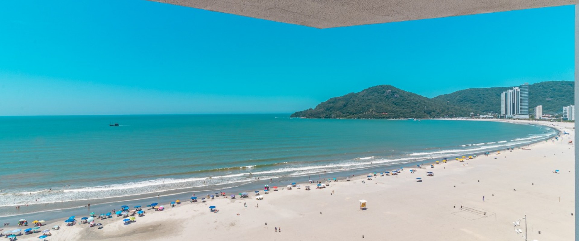 Notre Dame Apartamento no Notre Dame de Frente para o Mar em Balneário Camboriú