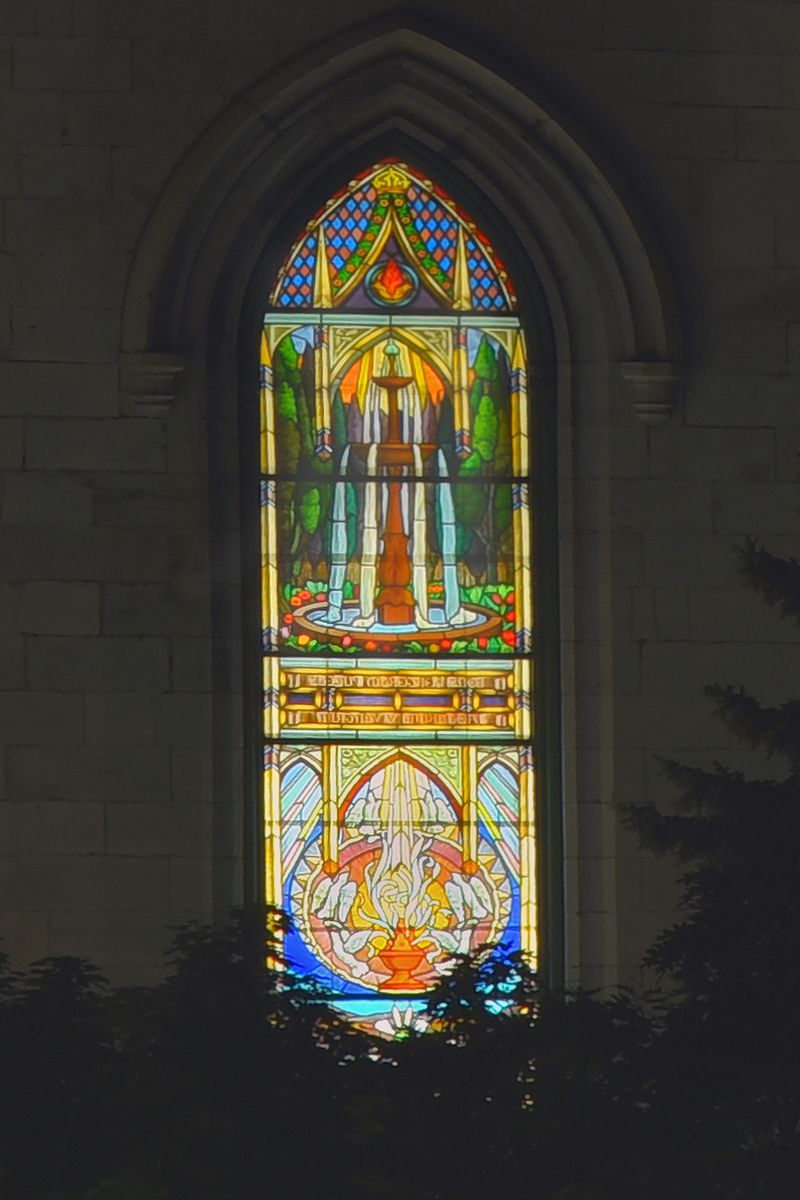 Un des vitraux créé par Guido Nincheri. Crédit photo : Jean Chamberland, © 2022