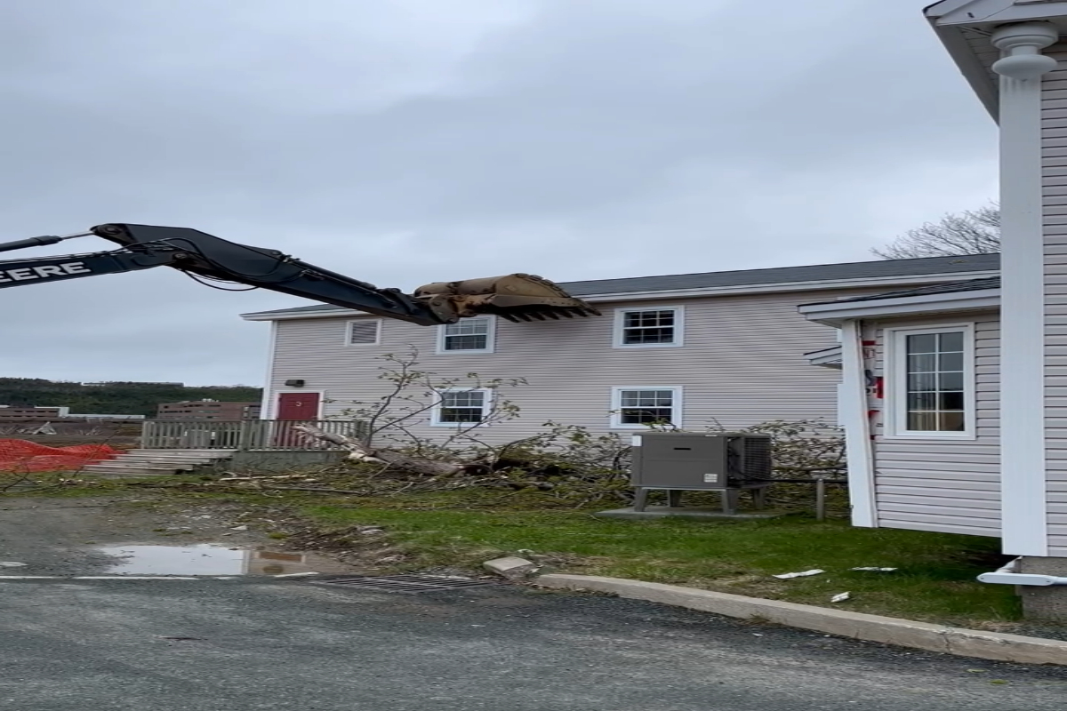 Demolition of Alumni House