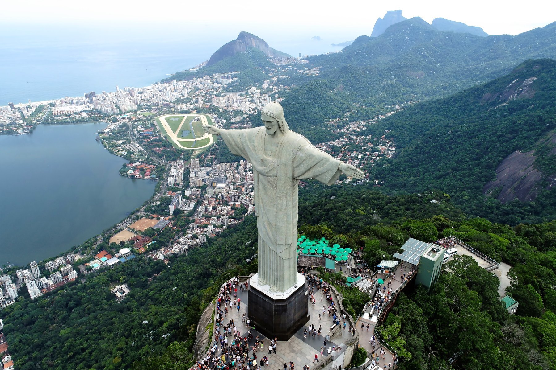 Discover the stories behind these famous landmarks - Espresso Mag