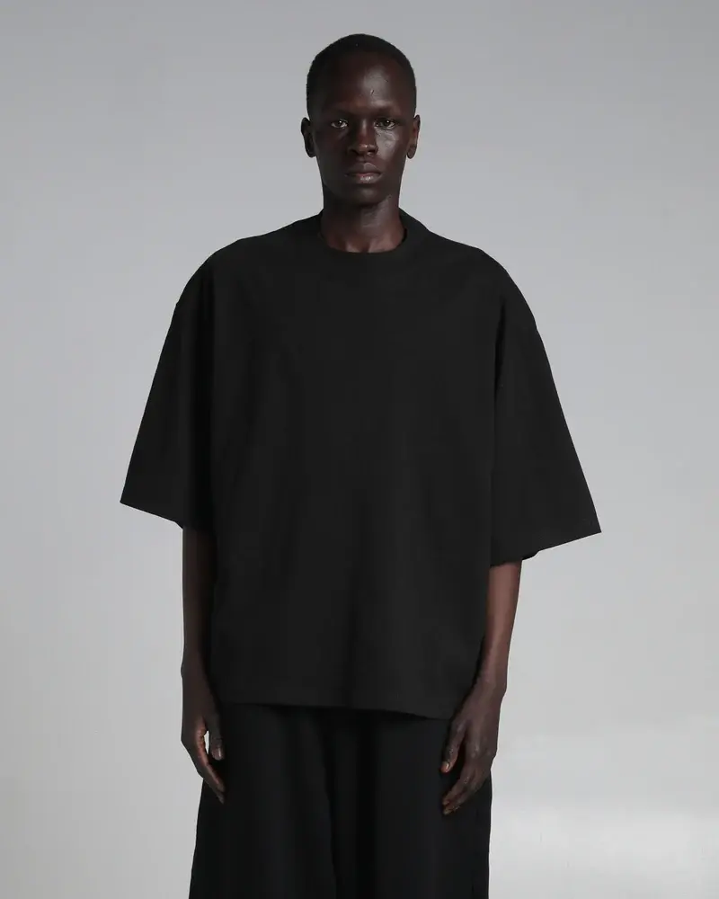 Oversized Tee Black 002 07b66047 de85 4632 b7c7 33b358bfc023