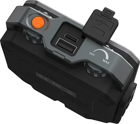 Fenix CL28R Rechargeable Lantern With Color Adjust — detail view 3