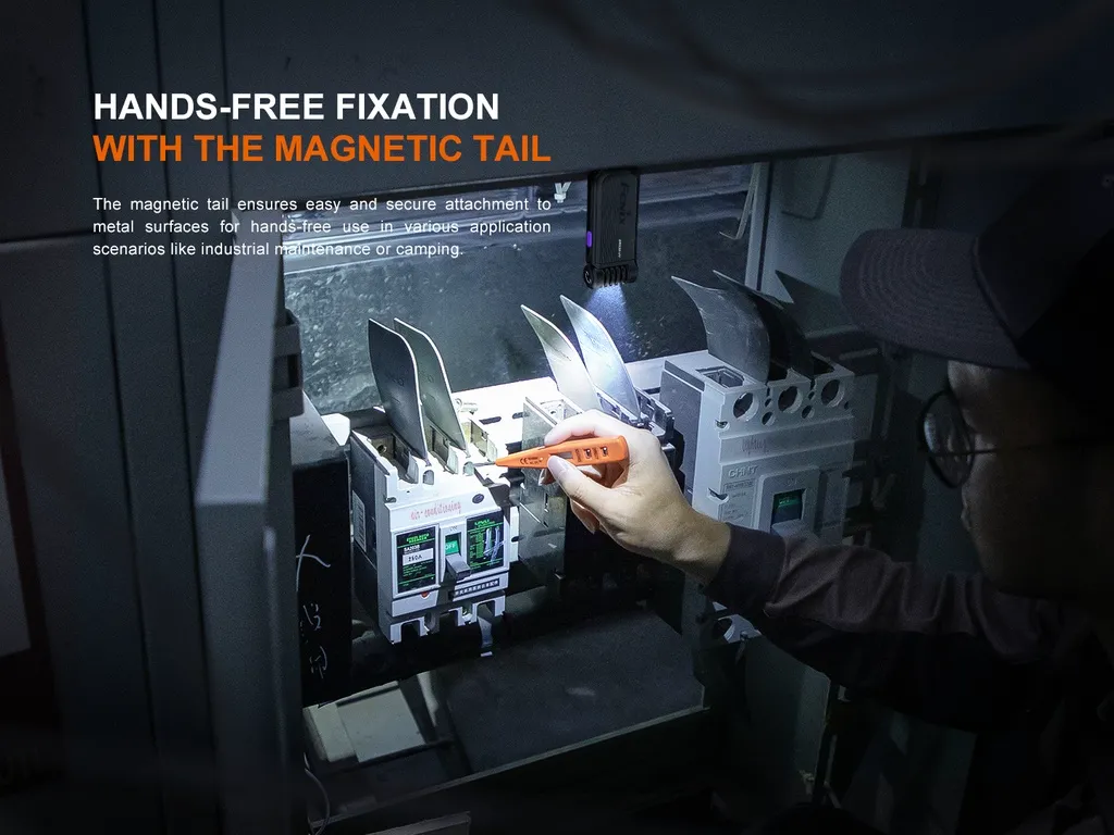 Fenix SW05R-UV UV And White Lights Flashlightt - view 8