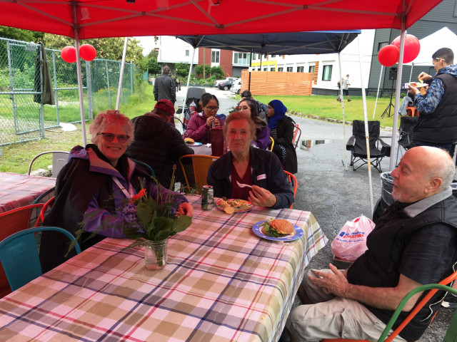 Partner Photo  (139421)