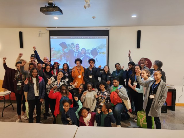 Partner Photo  (252841)