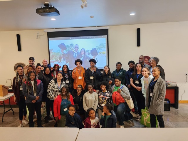 Partner Photo  (252842)