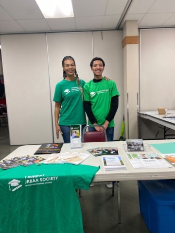 Partner Photo  (252837)