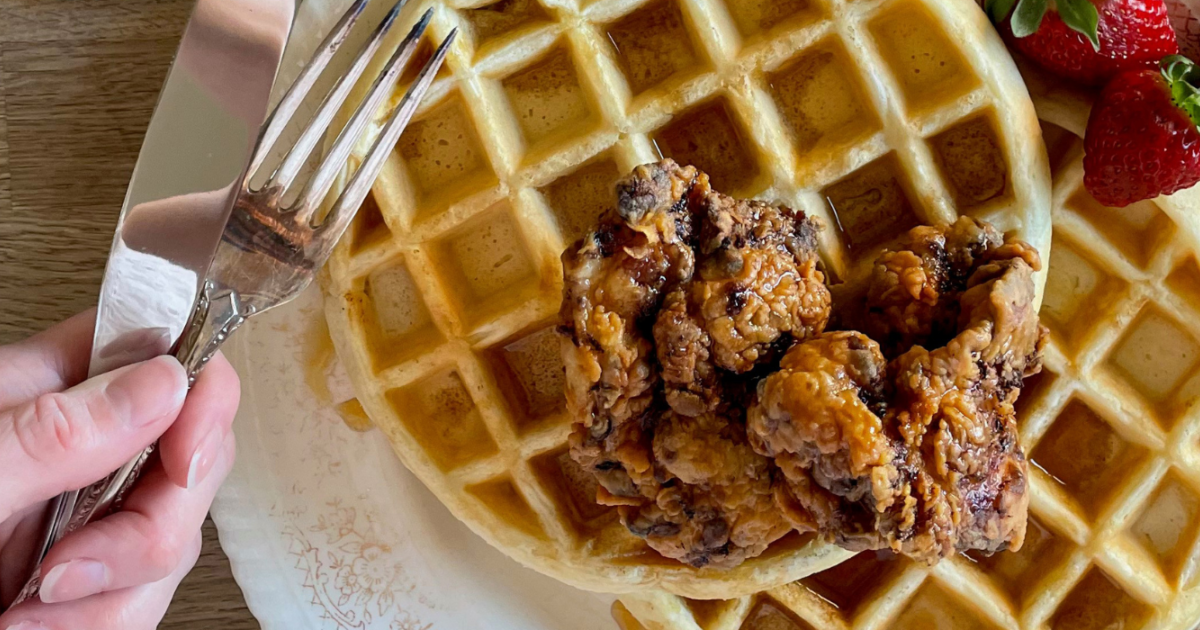 FRIED CHICKEN AND WAFFLES | Exceldor