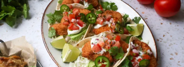 Chicken Tacos with Pico de Gallo and Creamy Sauce