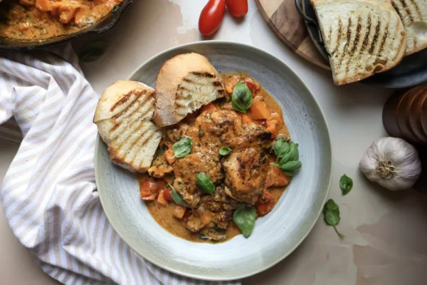 HAUTS DE CUISSE AUX ÉPINARDS